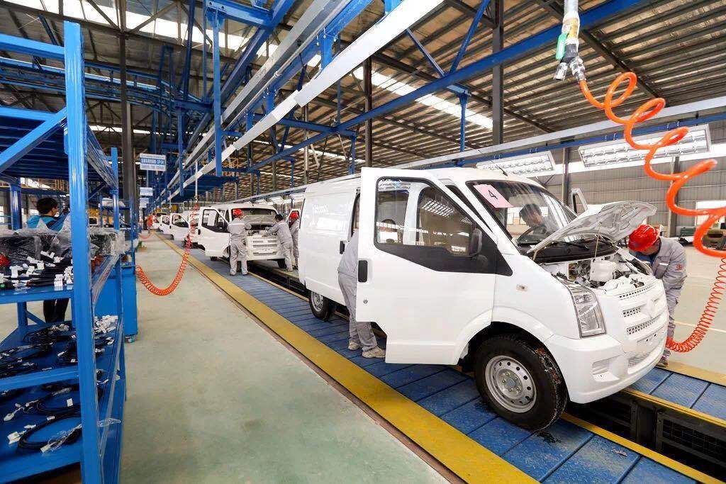 江西新能源汽车产业再添新军，智能制造引领绿色出行新未来